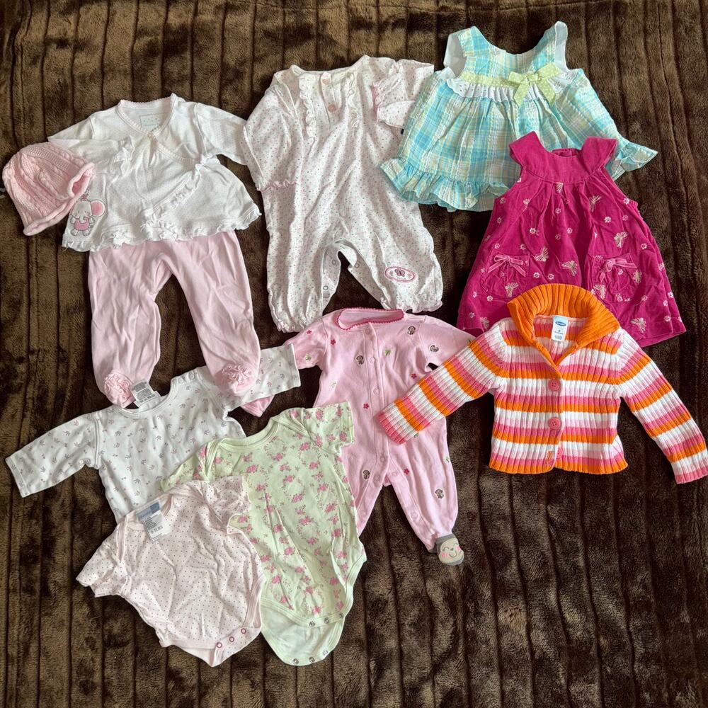 Lot of Infant Girl 0-12M Clothing One-Piece Creepers~Dresses~Many Brands CLEAN